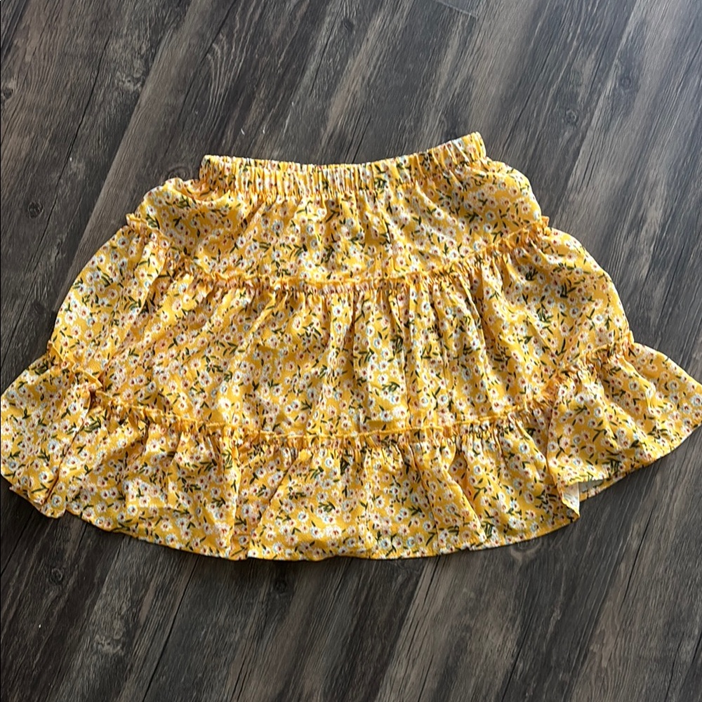 SHEIN Yellow Floral Mini Skirt
